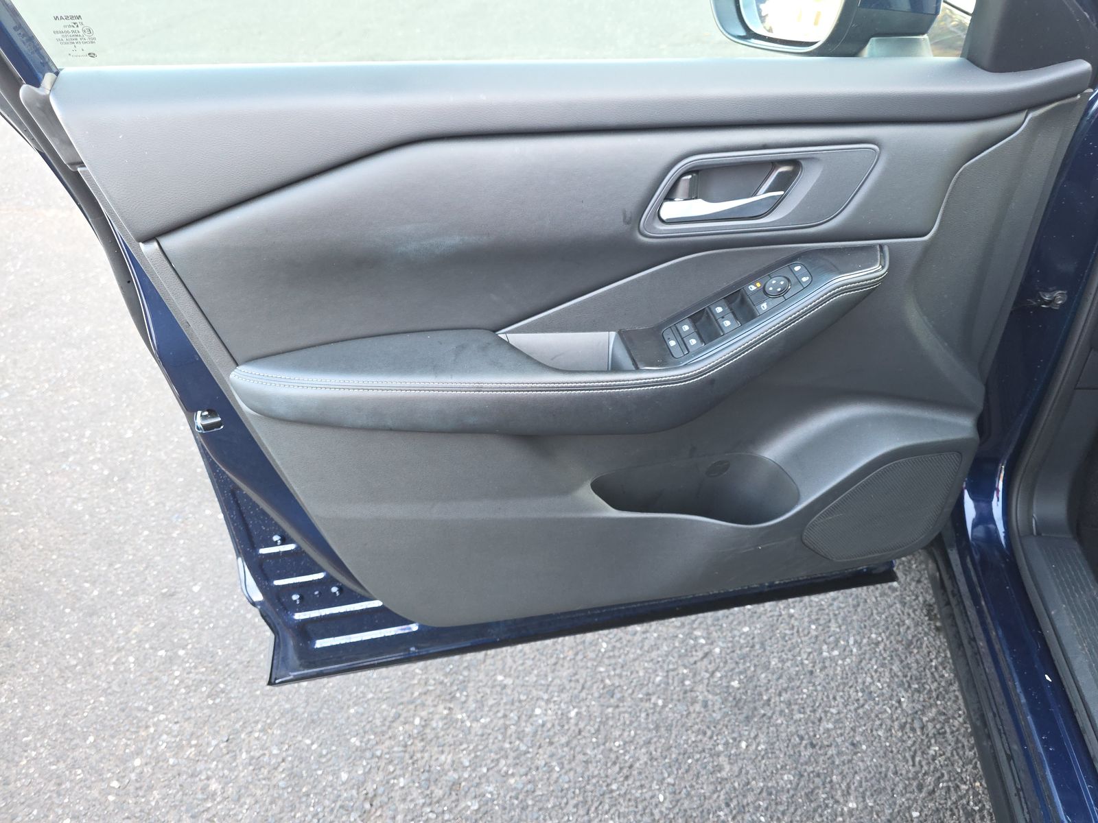 2025 Nissan Rogue SV FWD