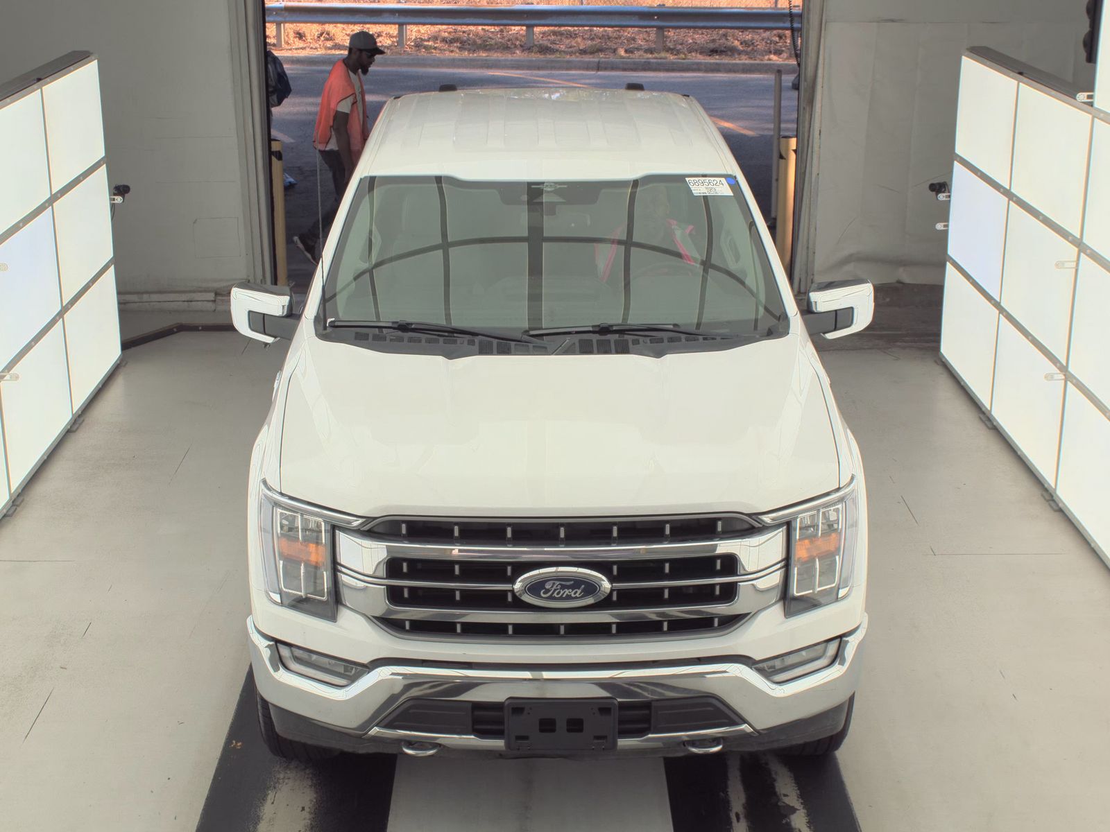 2023 Ford F-150 Lariat AWD