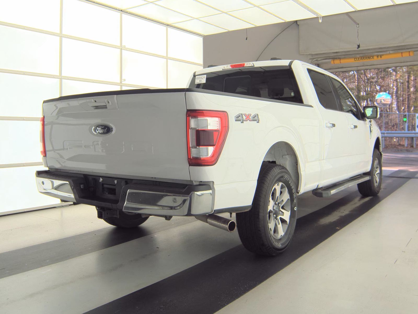2023 Ford F-150 Lariat AWD