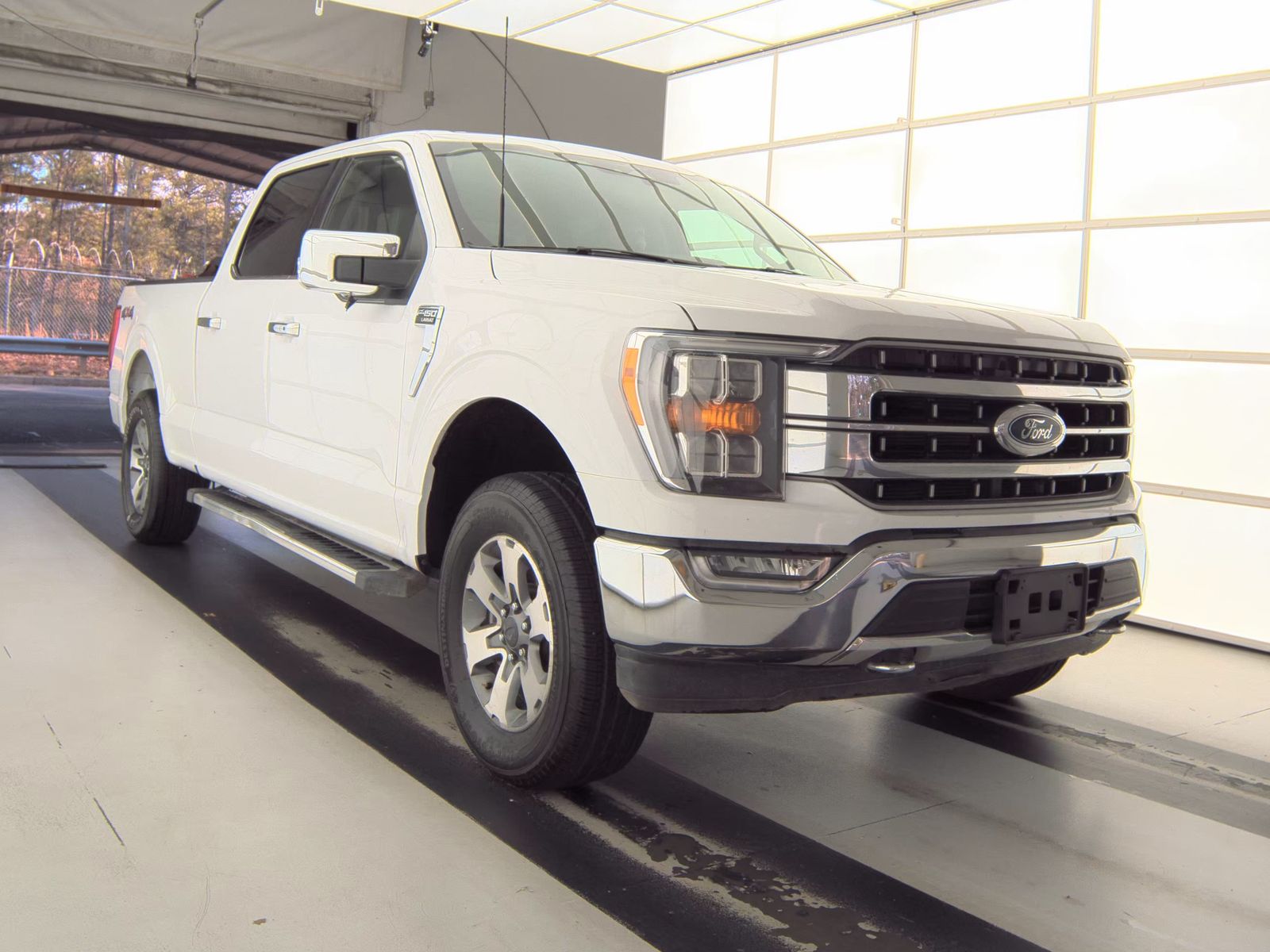 2023 Ford F-150 Lariat AWD