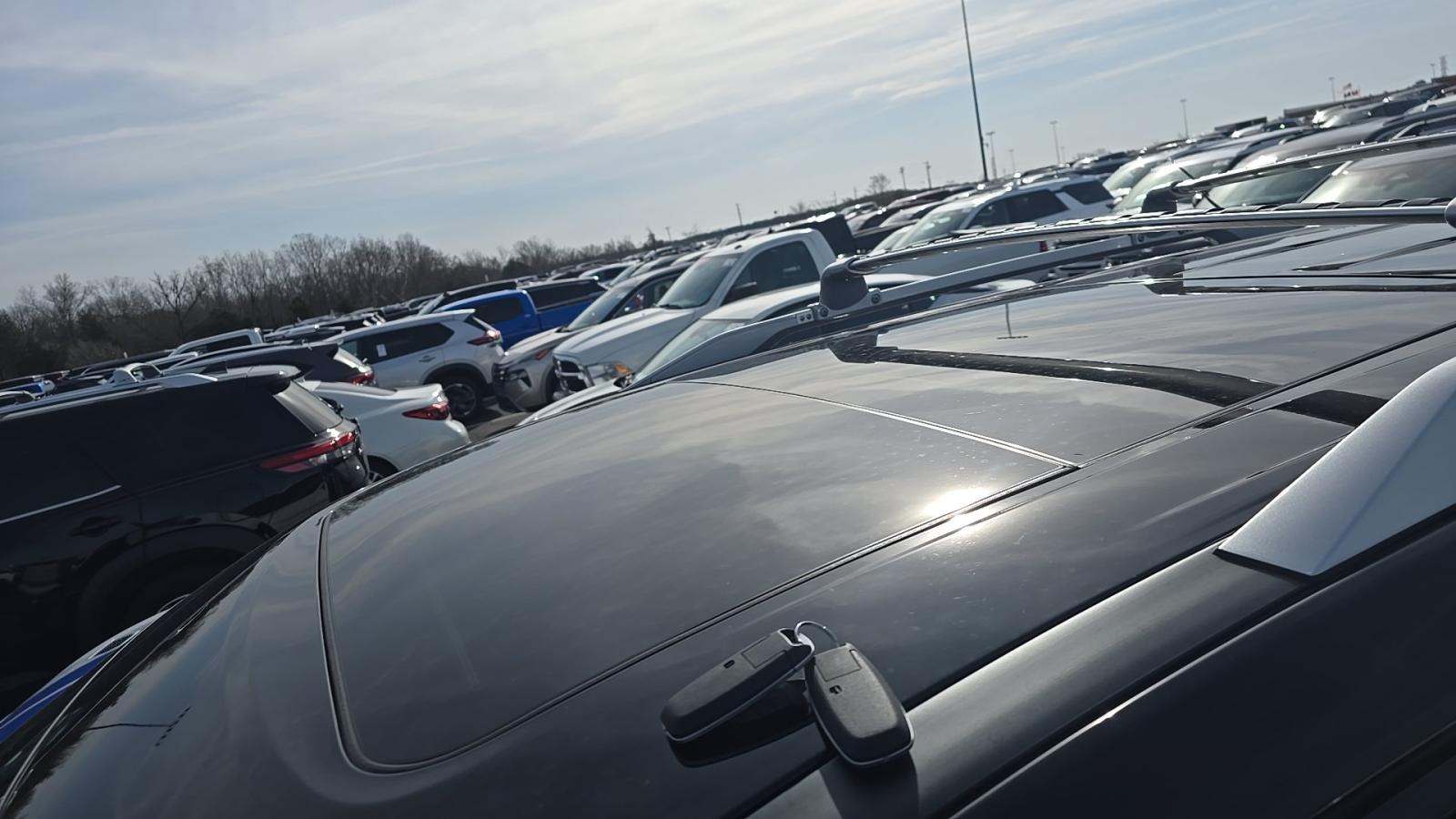 2025 Nissan Pathfinder Platinum FWD