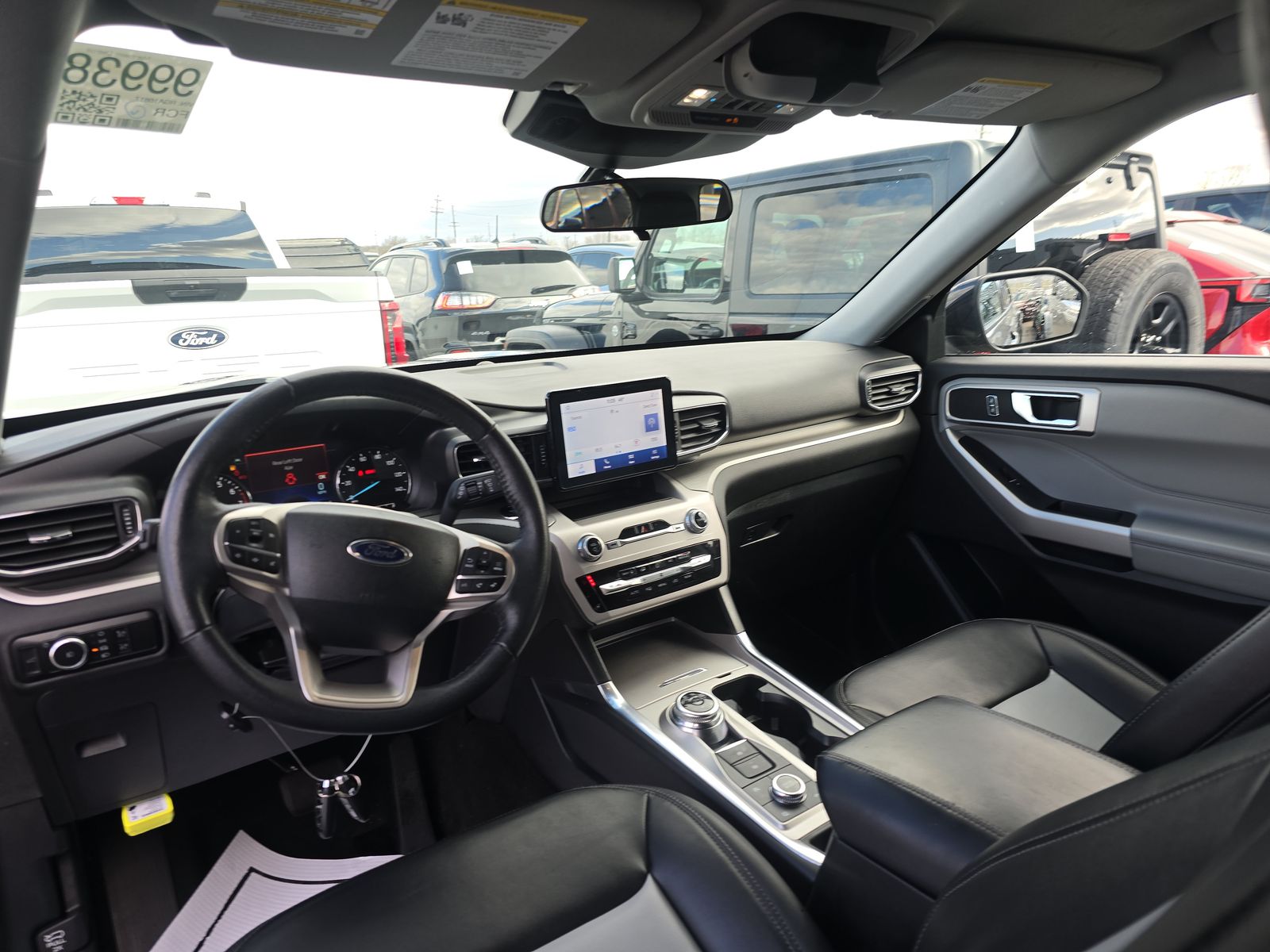 2024 Ford Explorer XLT AWD