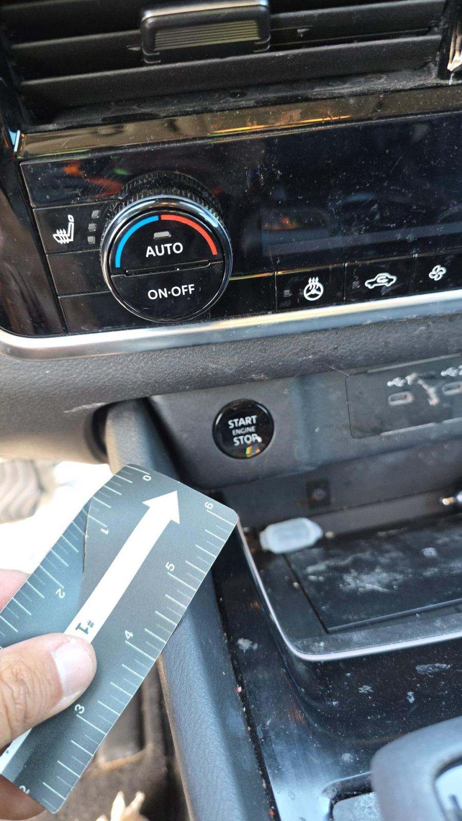 2025 Nissan Rogue SL FWD