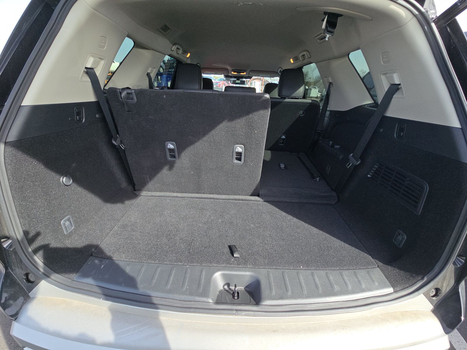 2025 Nissan Pathfinder SL AWD