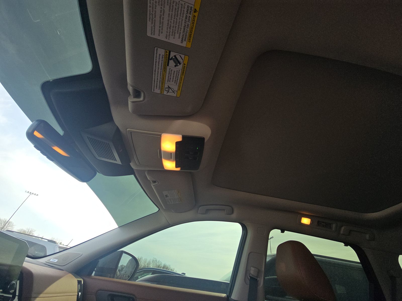 2025 Nissan Pathfinder Platinum FWD