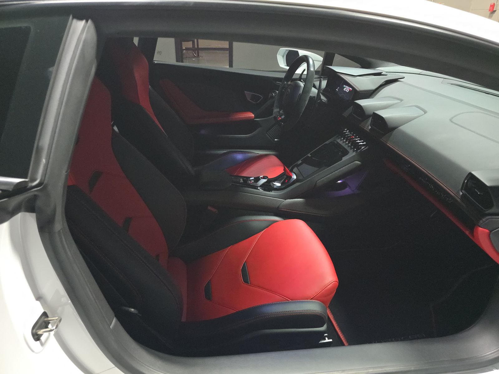 2020 Lamborghini Huracan EVO AWD