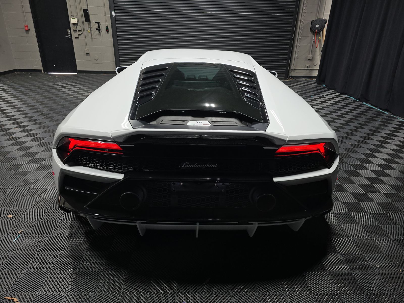 2020 Lamborghini Huracan EVO AWD