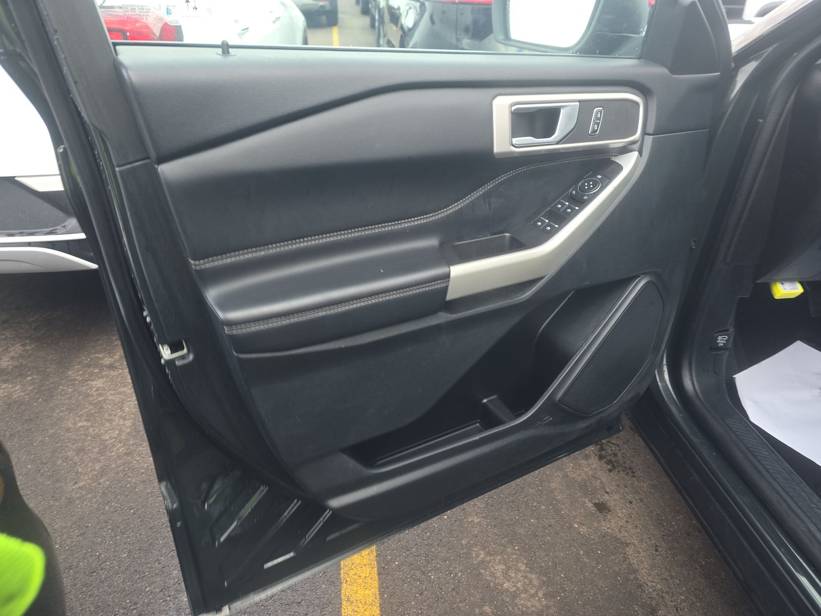 2023 Ford Explorer XLT AWD