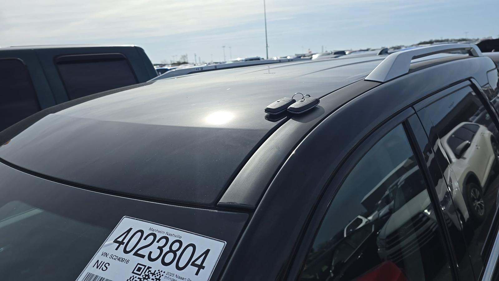 2025 Nissan Pathfinder SL AWD