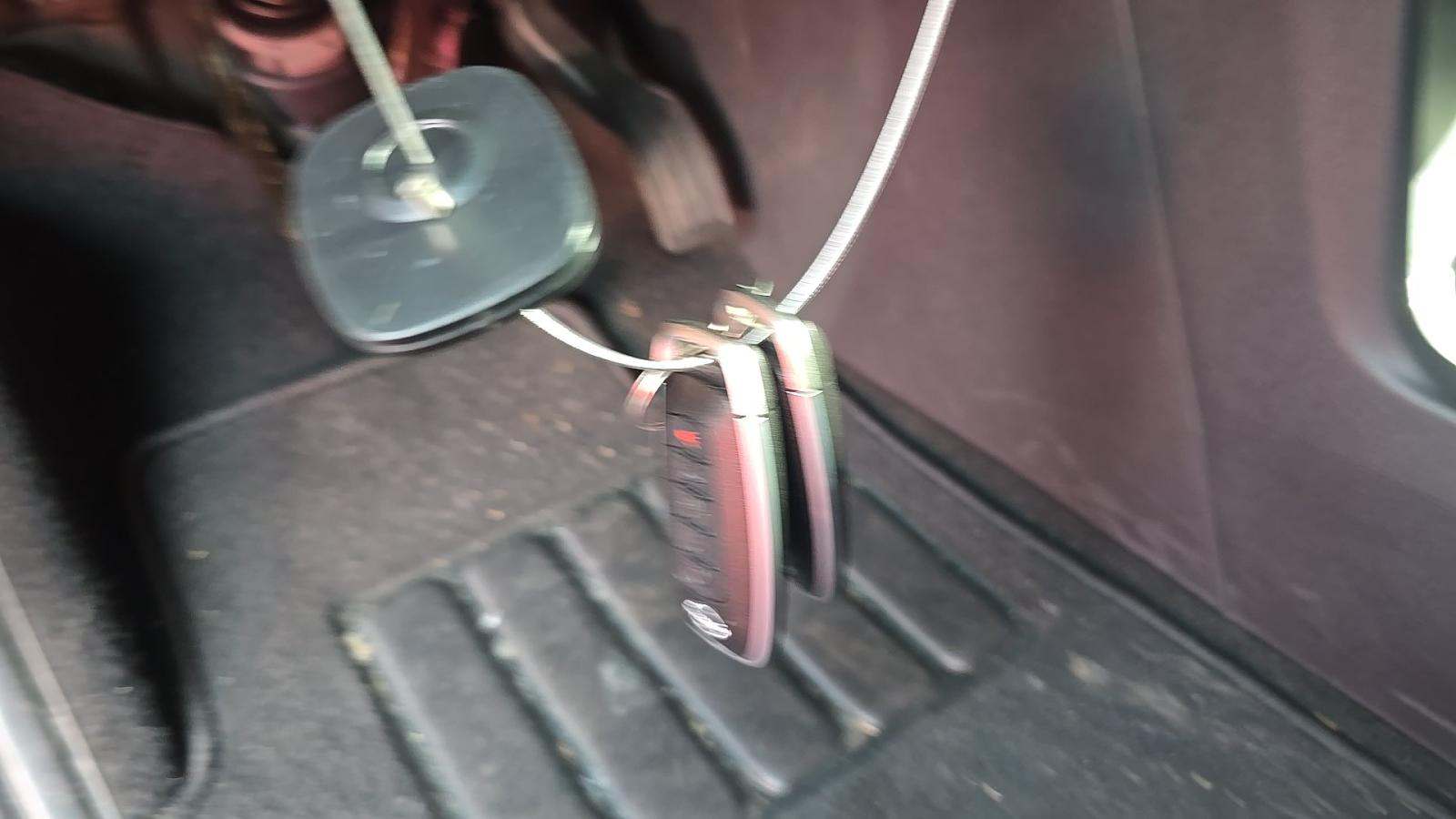 2025 Nissan Pathfinder SL AWD