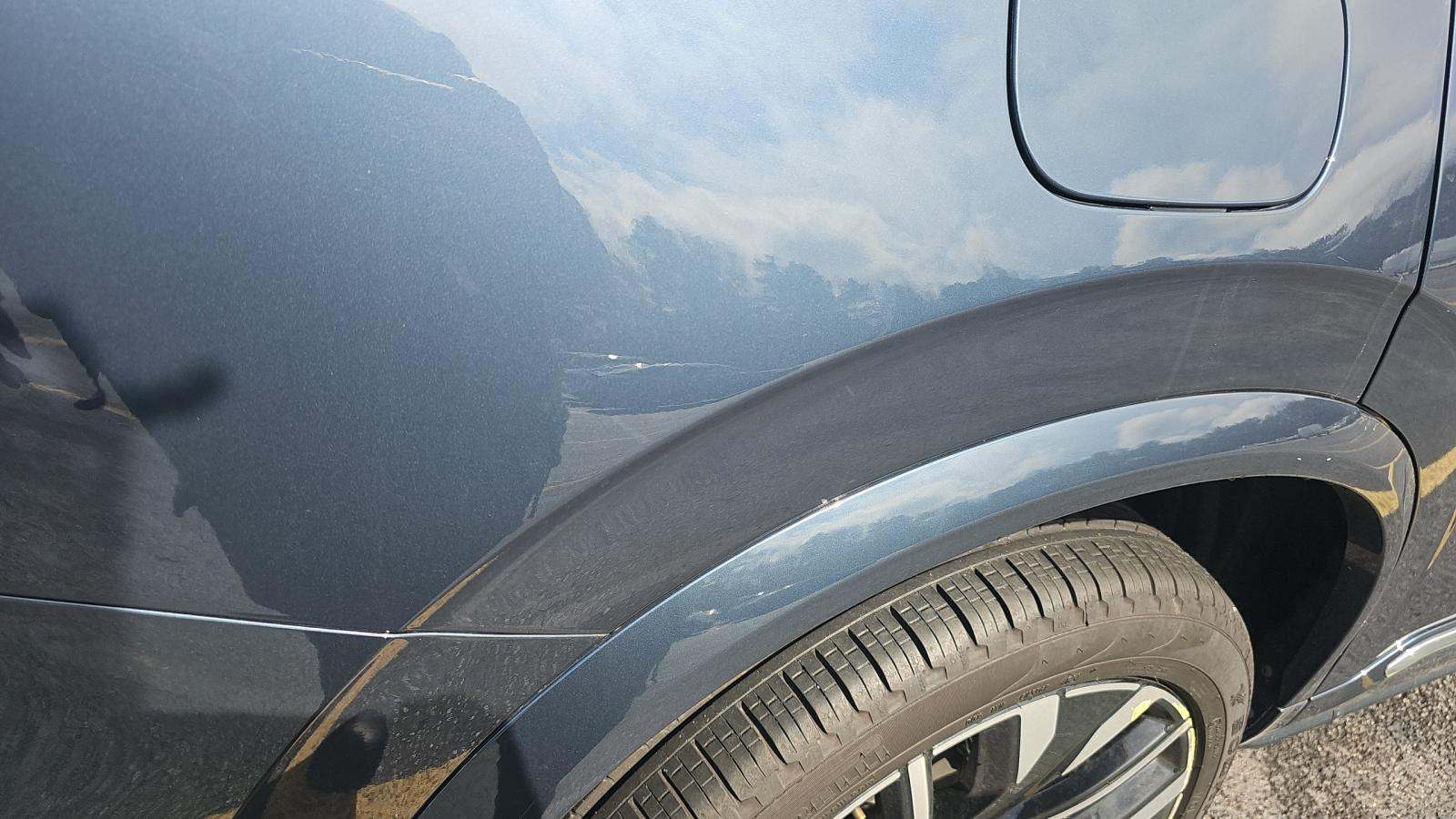 2025 Volvo XC90 B6 Plus AWD