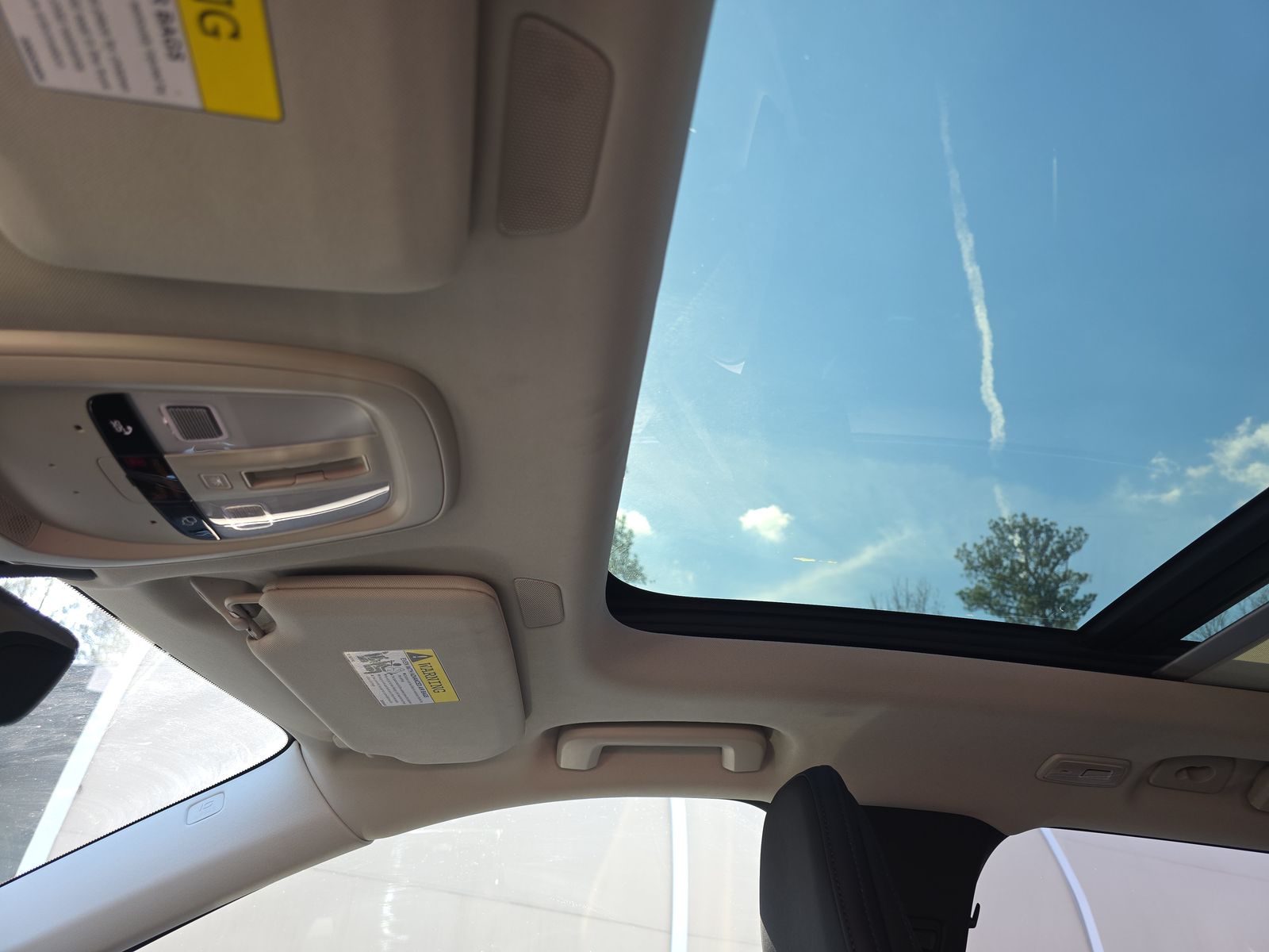 2025 Volvo XC90 B6 Plus AWD