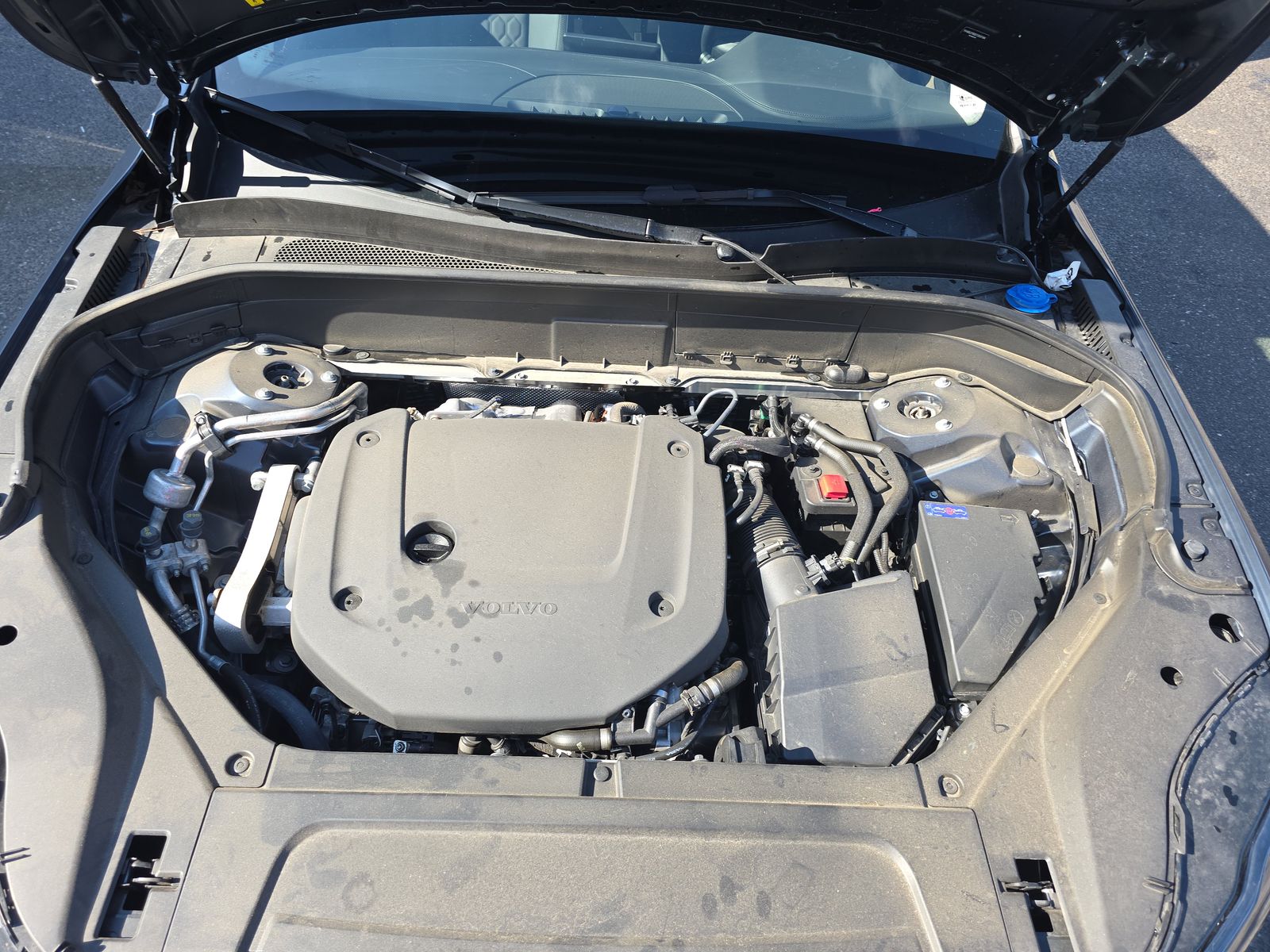 2025 Volvo XC90 B6 Plus AWD