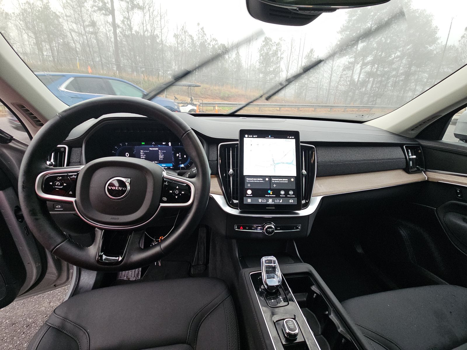 2025 Volvo XC90 B6 Plus AWD