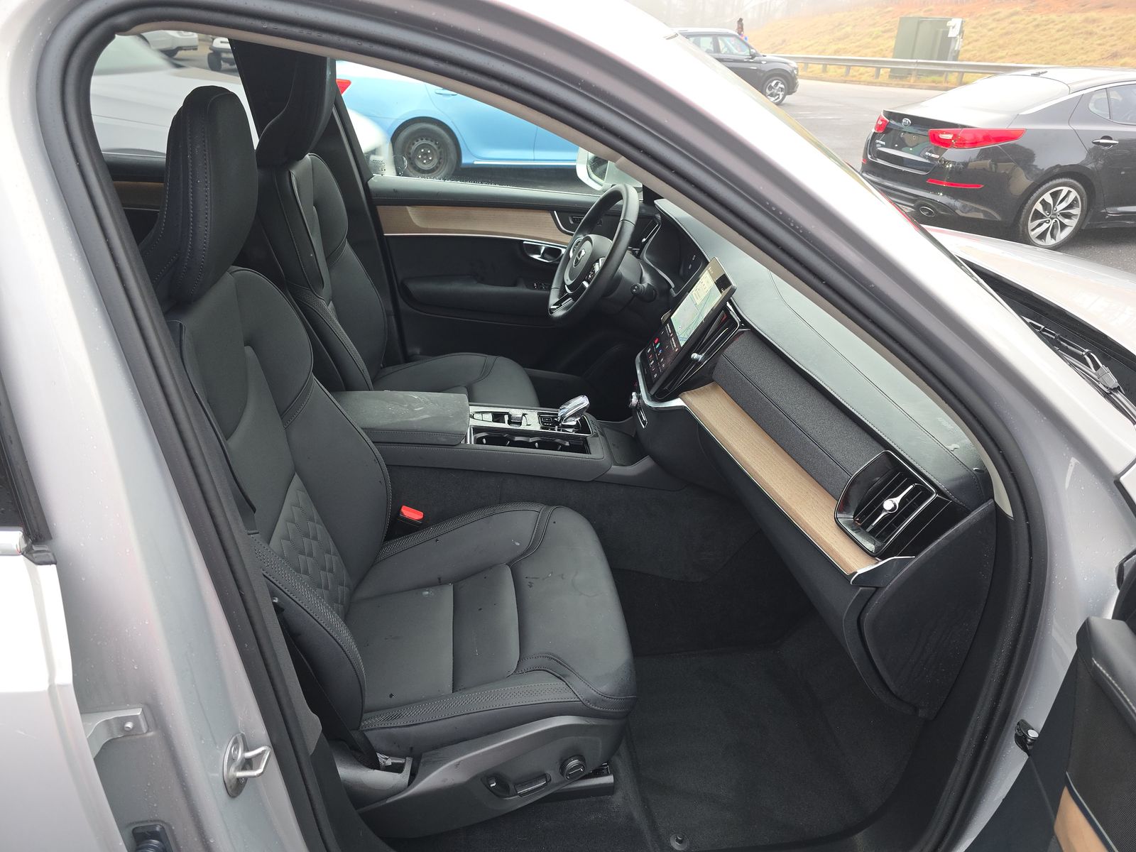 2025 Volvo XC90 B6 Plus AWD