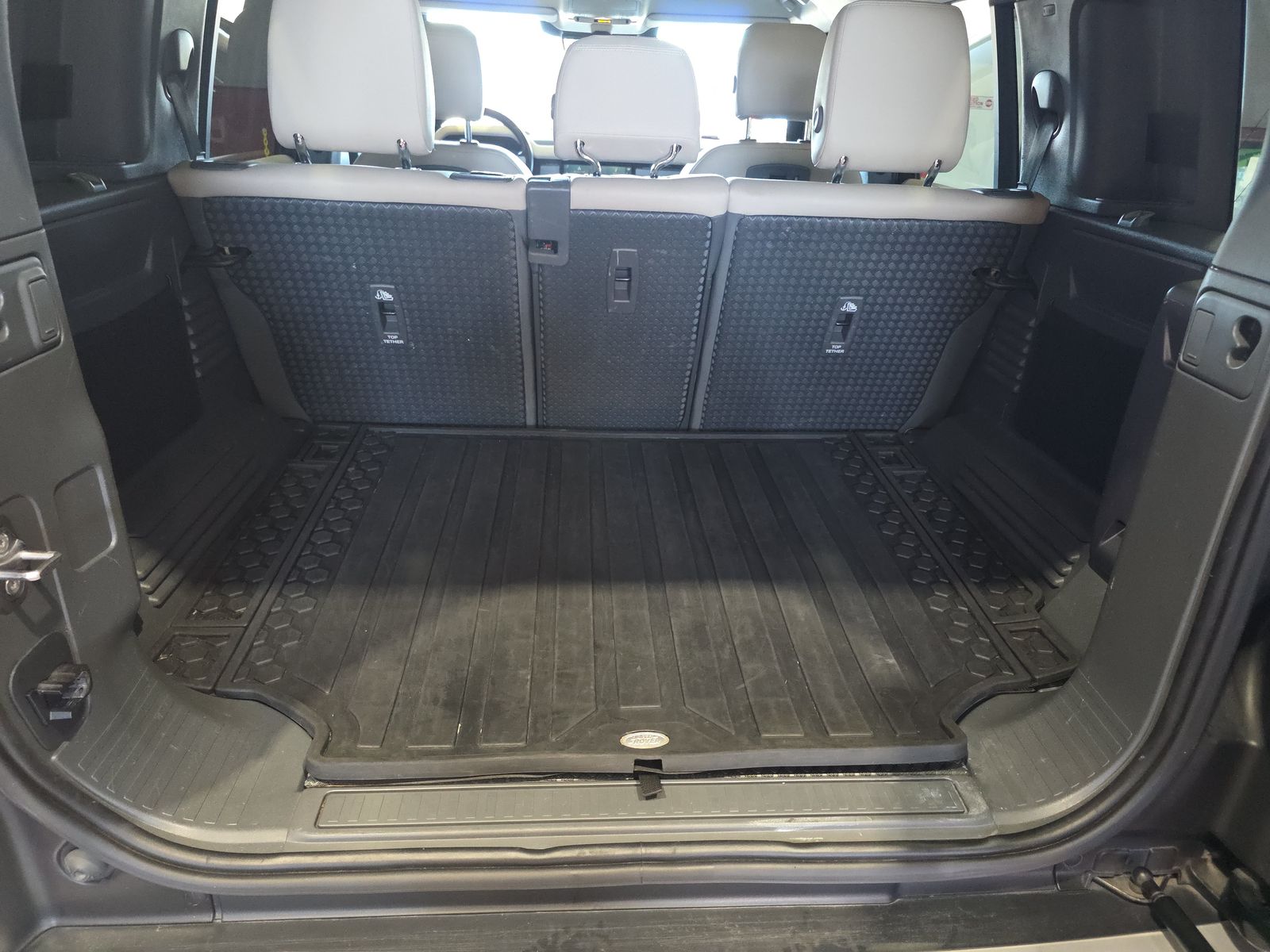 2022 Land Rover Defender 110 S AWD