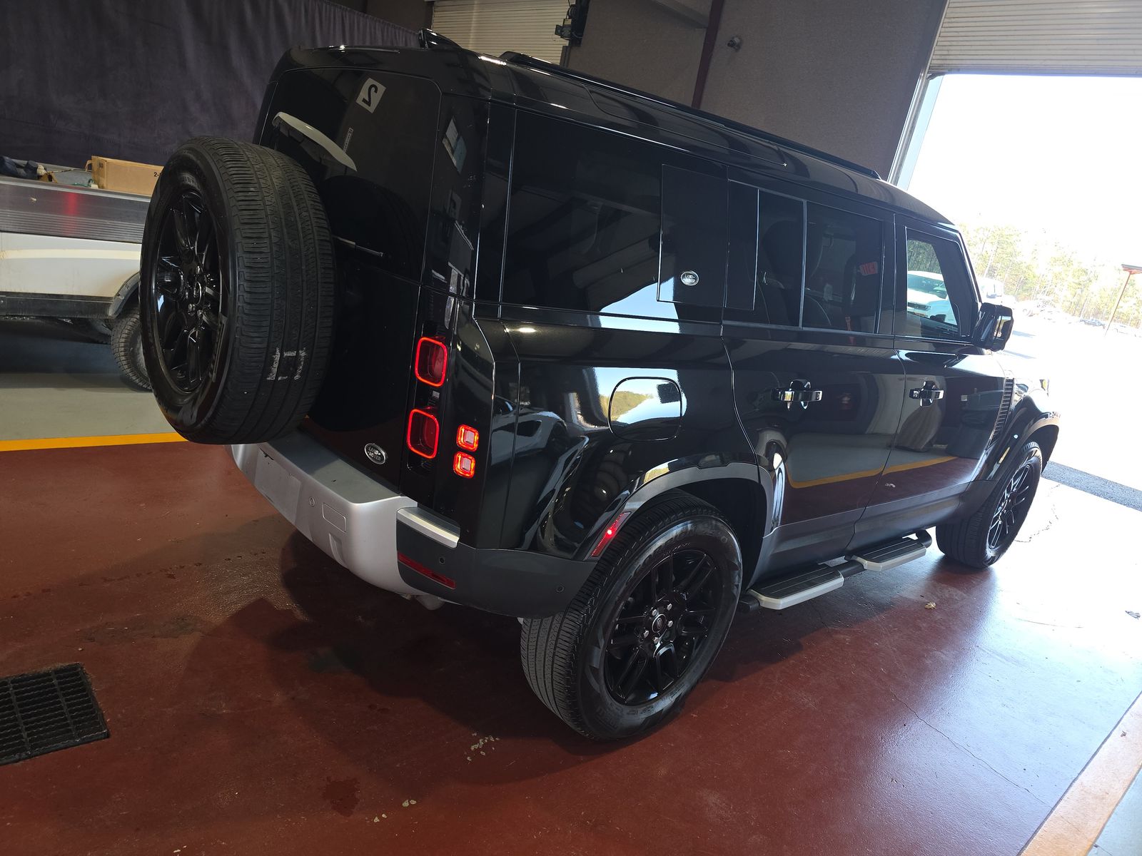 2022 Land Rover Defender 110 S AWD