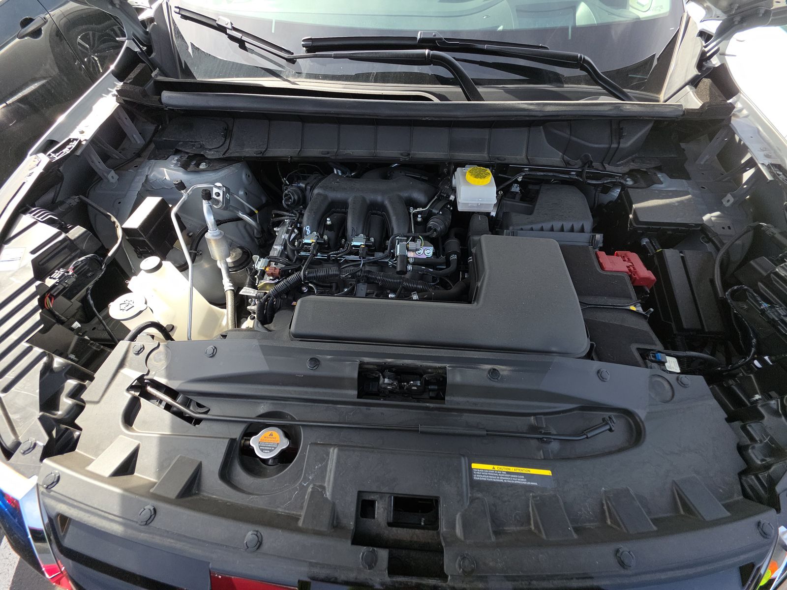 2025 Nissan Pathfinder Platinum FWD