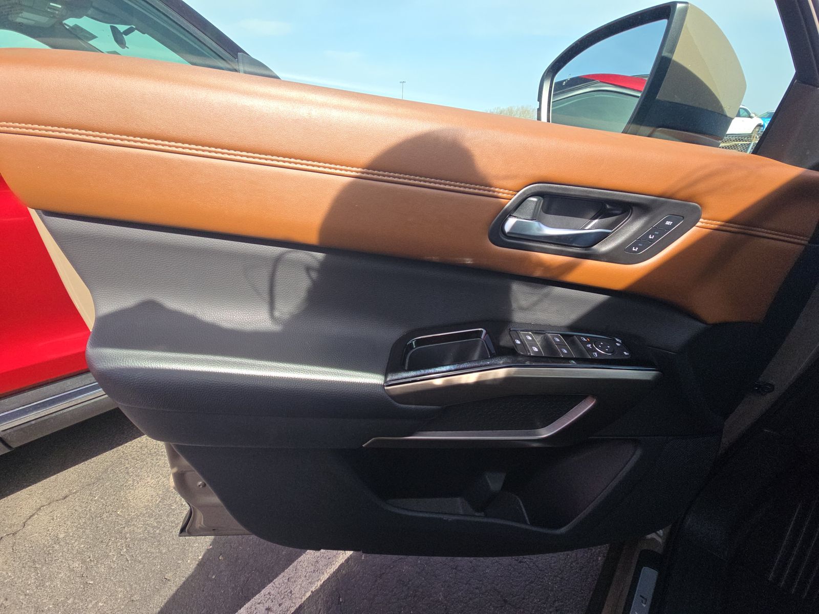 2024 Nissan Pathfinder Platinum FWD