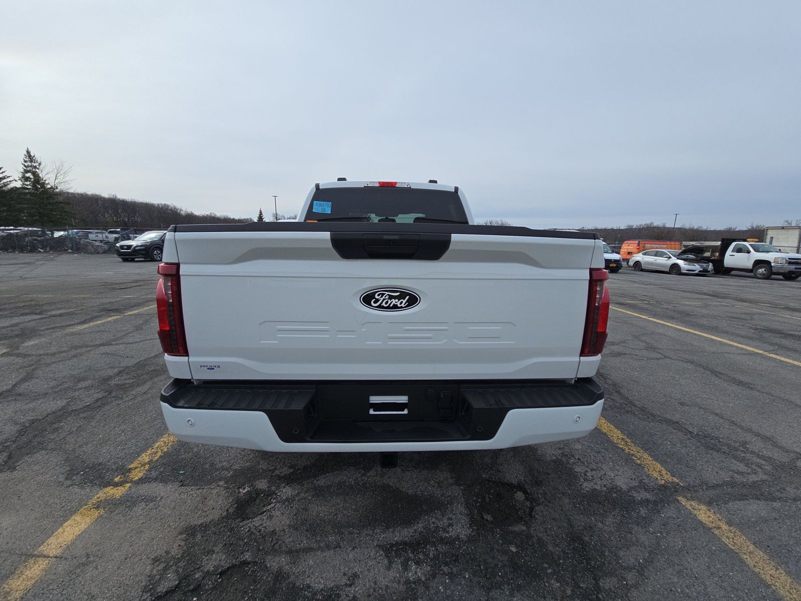 2025 Ford F-150 STX AWD