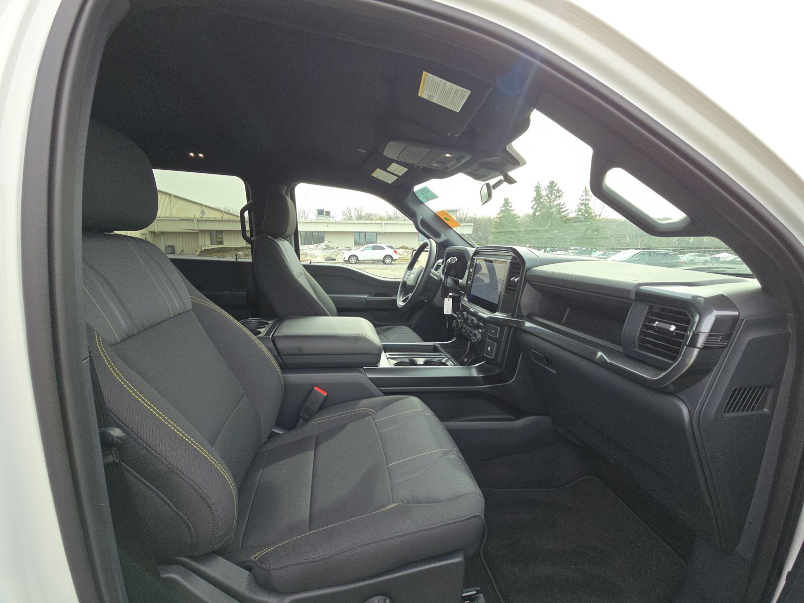 2025 Ford F-150 STX AWD