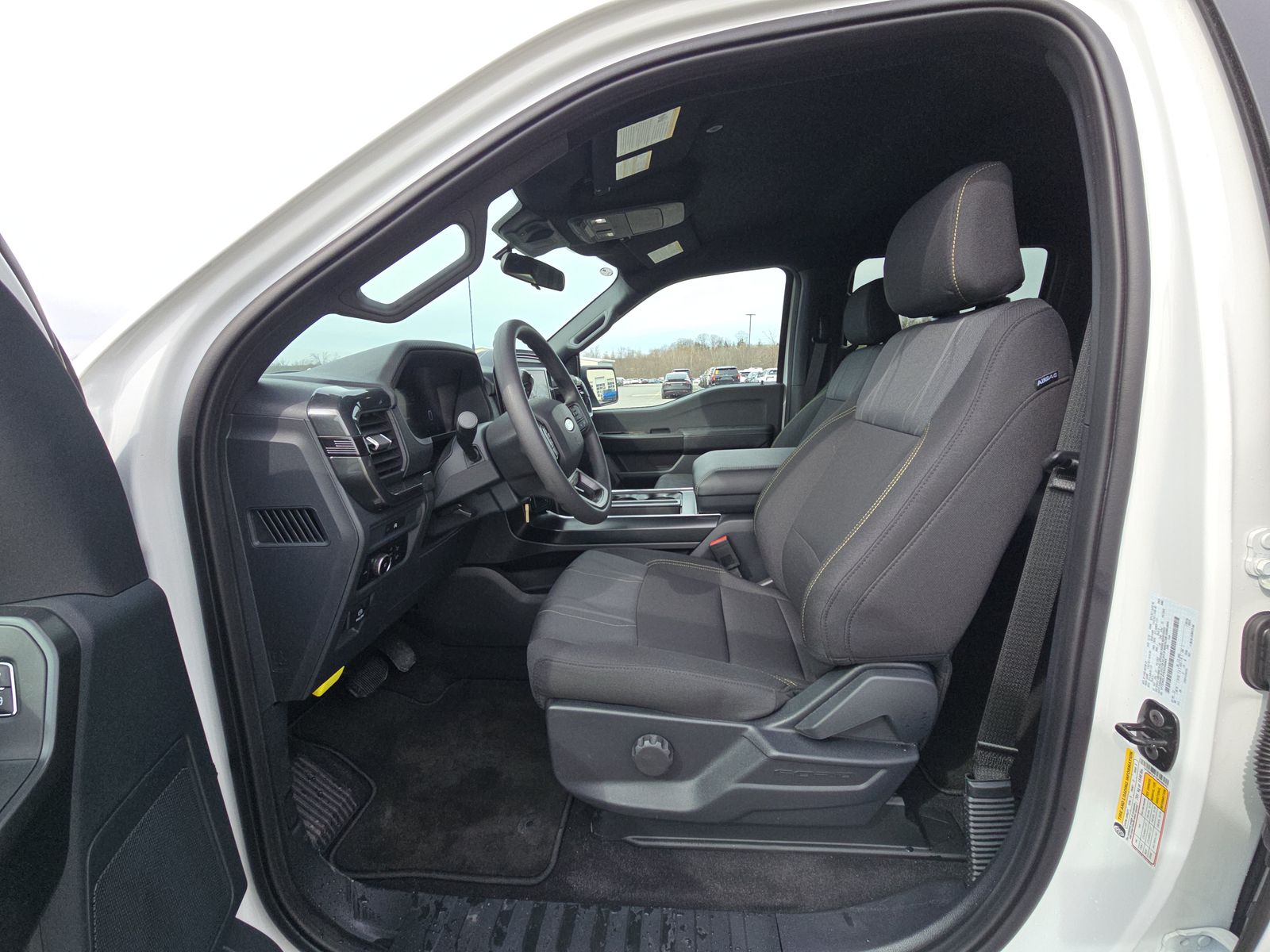 2025 Ford F-150 STX AWD