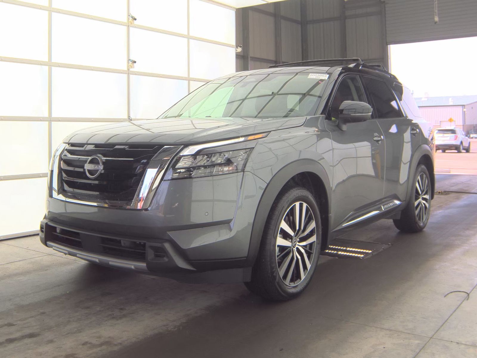 2025 Nissan Pathfinder Platinum AWD