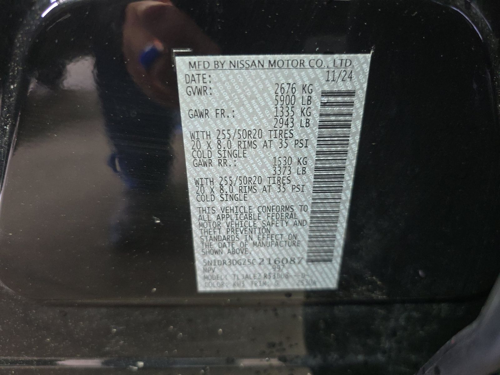 2025 Nissan Pathfinder Platinum FWD