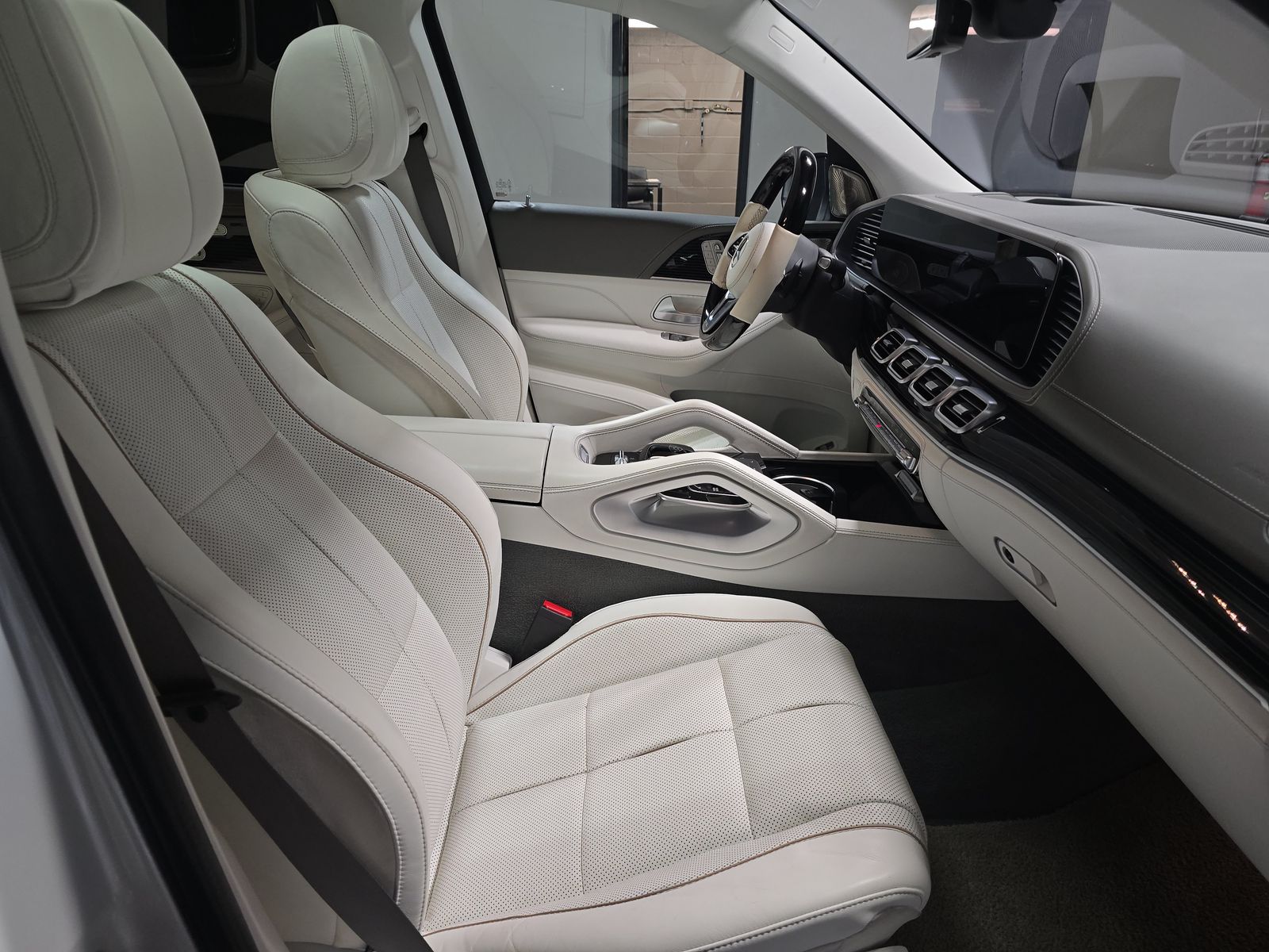 MERCEDES-BENZ GLS - 9