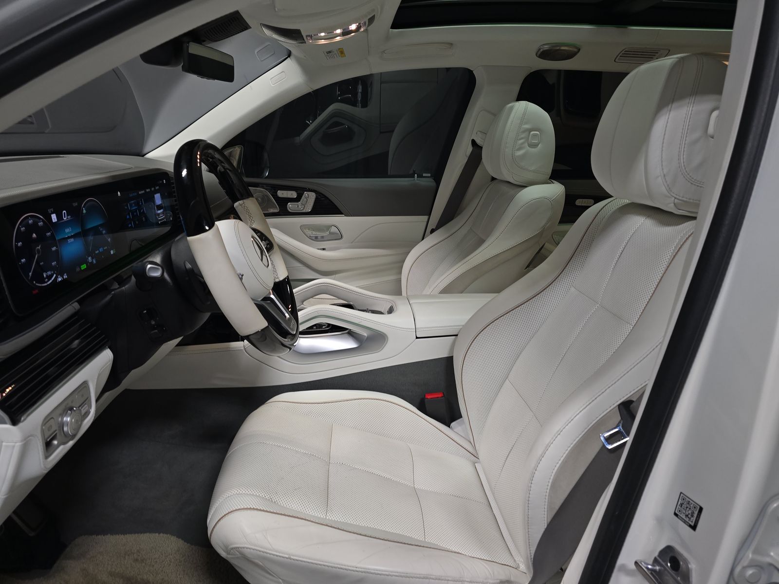 MERCEDES-BENZ GLS - 8