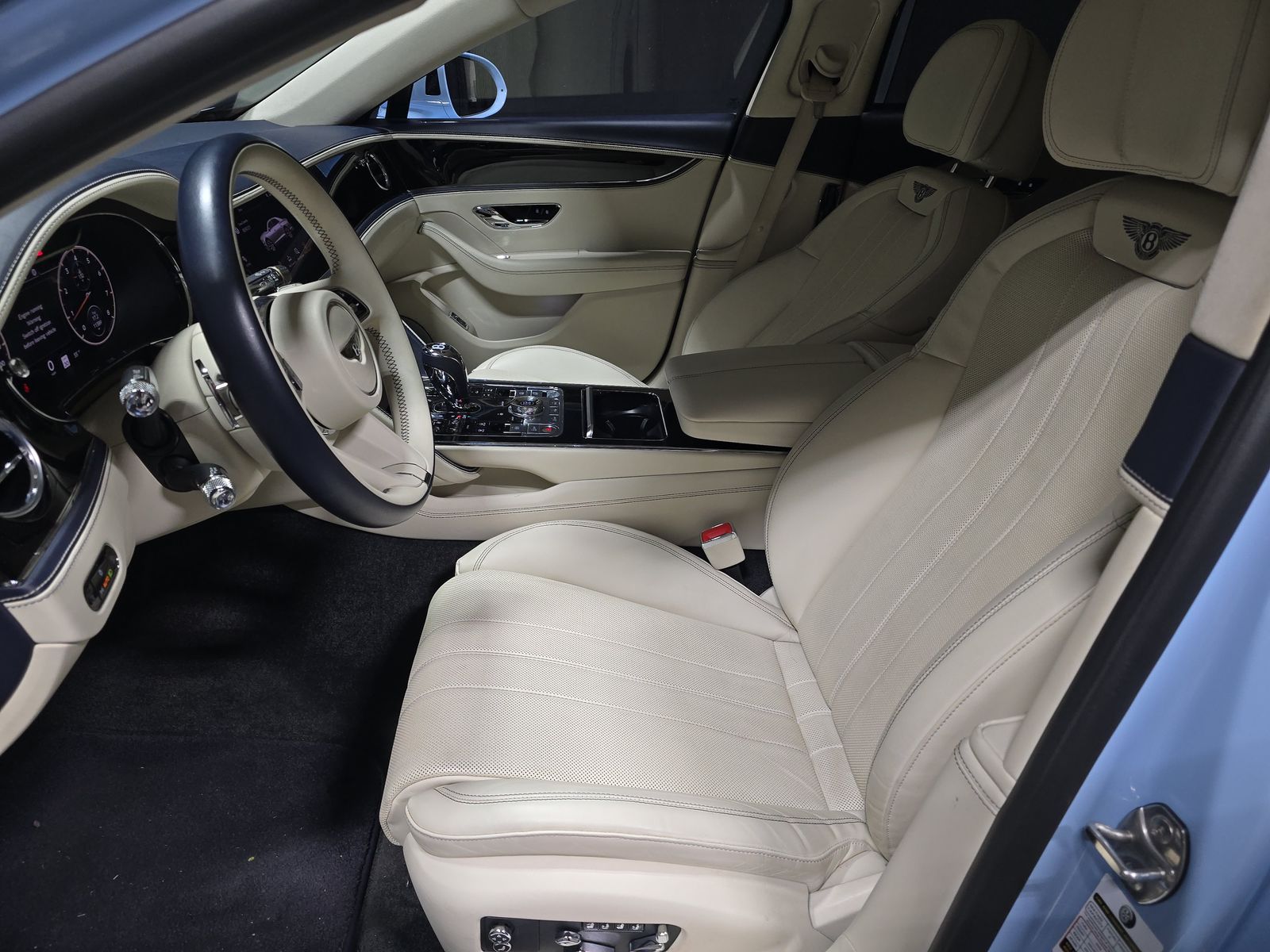 2022 Bentley Flying Spur V8 AWD