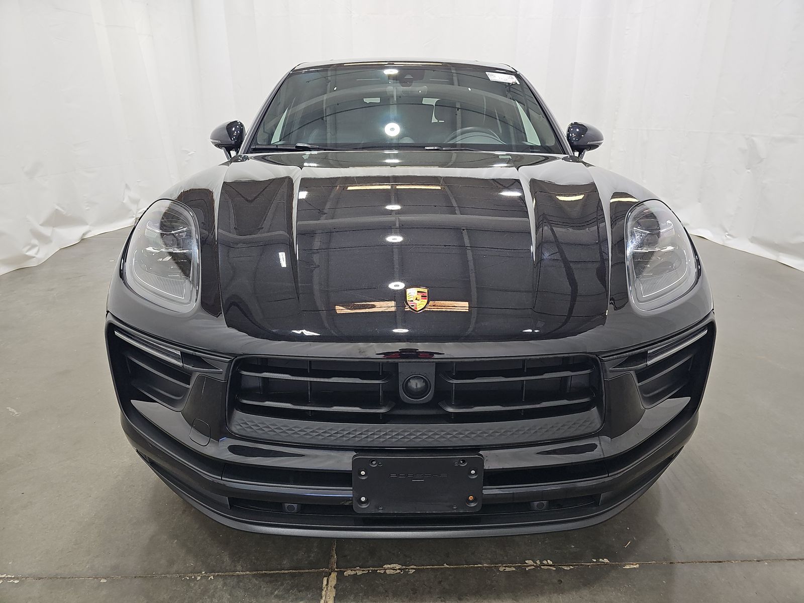 2024 Porsche Macan Base AWD