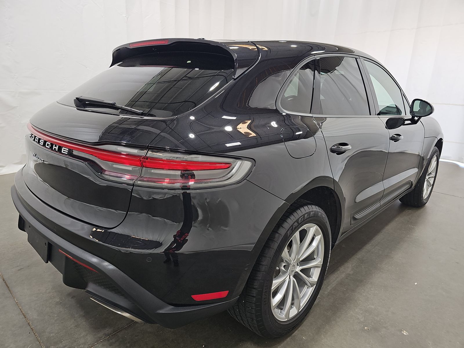 2024 Porsche Macan Base AWD