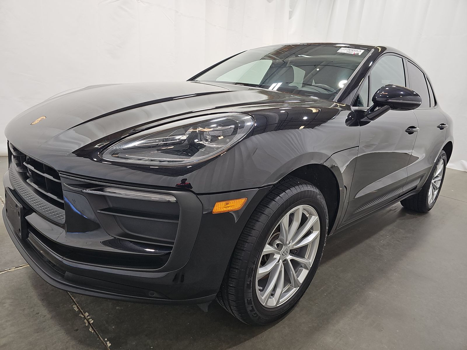 2024 Porsche Macan Base AWD