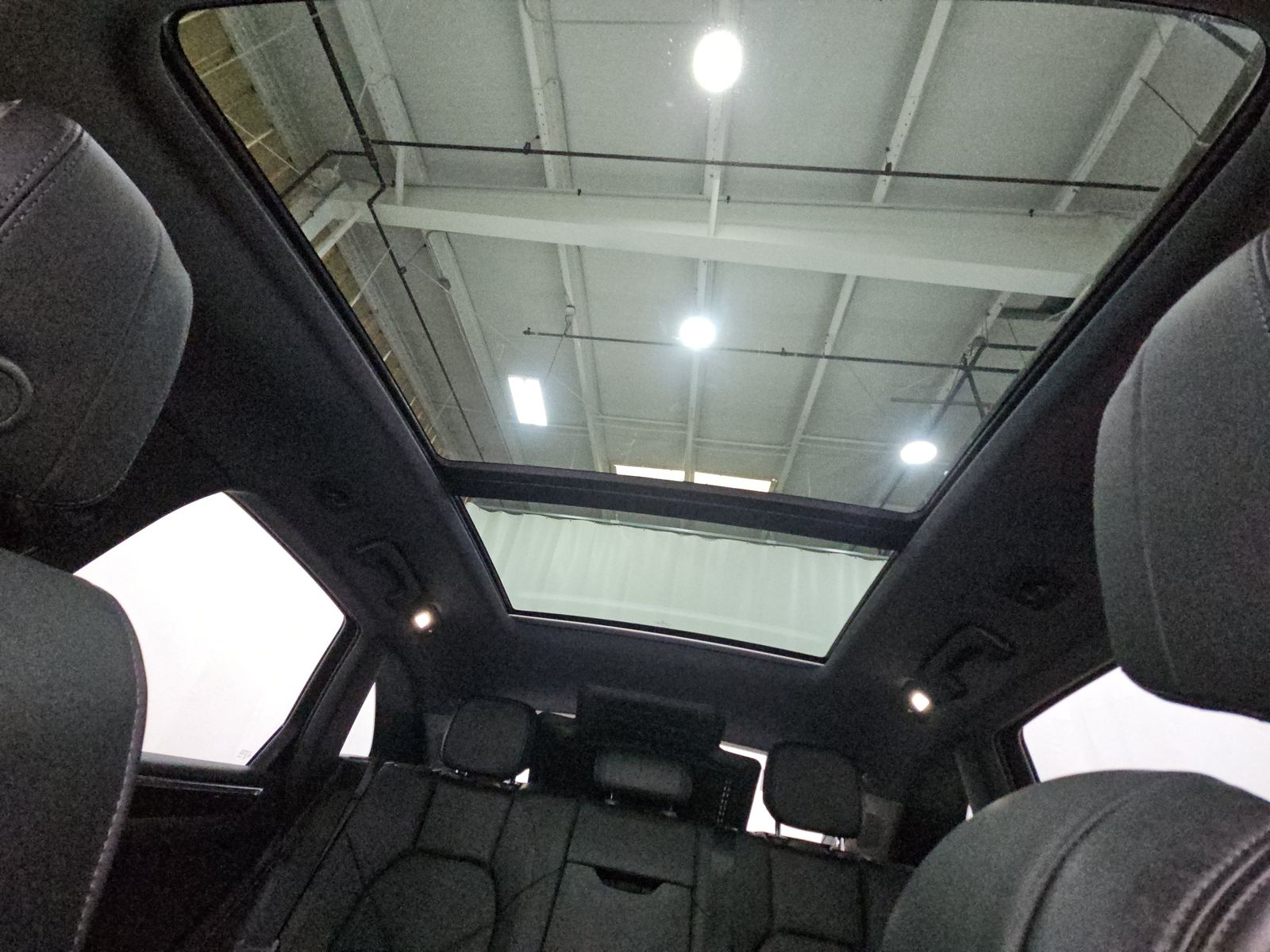 2024 Porsche Macan Base AWD