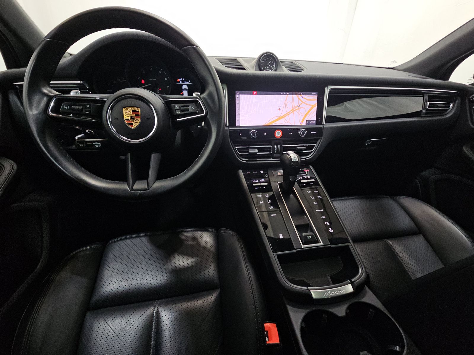 2024 Porsche Macan Base AWD