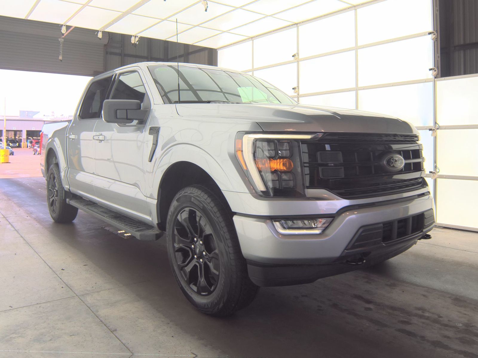 2023 Ford F-150 XLT AWD
