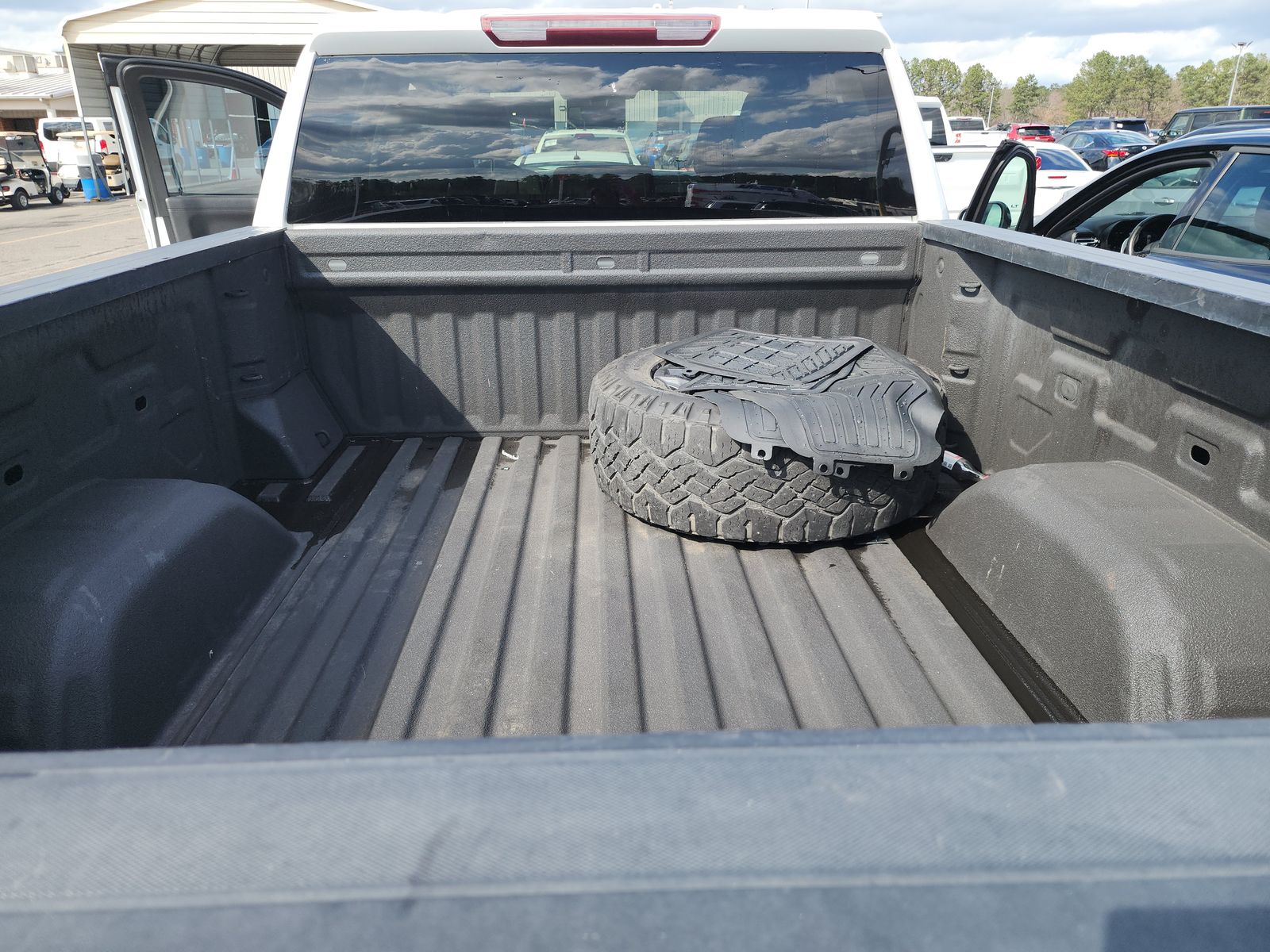 2020 Chevrolet Silverado 1500 LT RWD