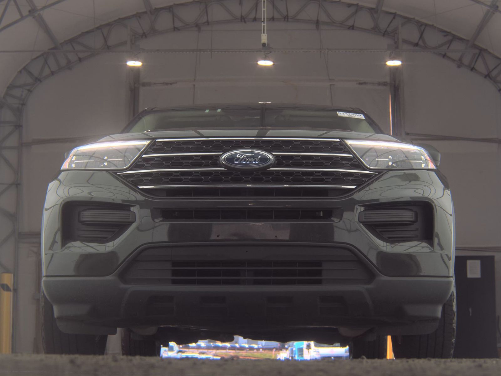 FORD EXPLORER - 4