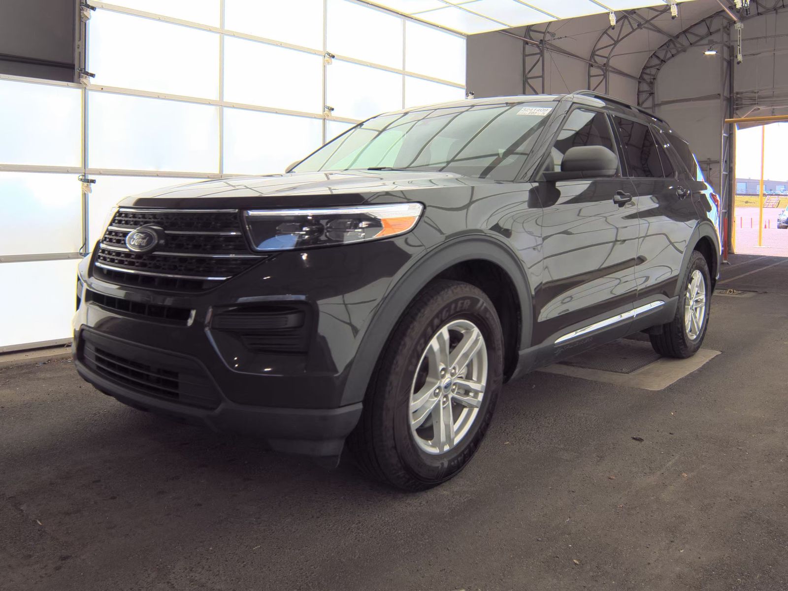 FORD EXPLORER - 1