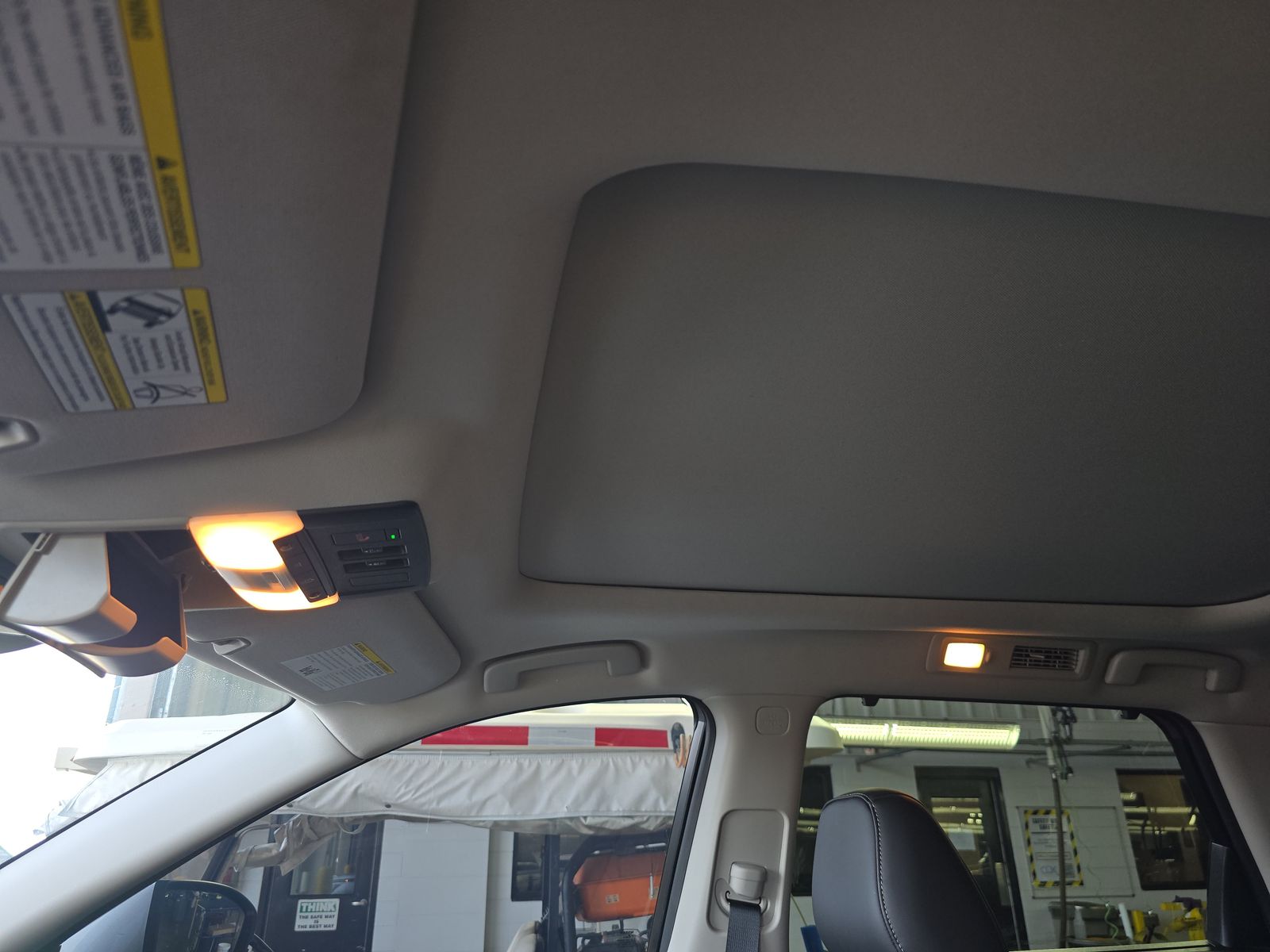 2025 Nissan Pathfinder Platinum FWD