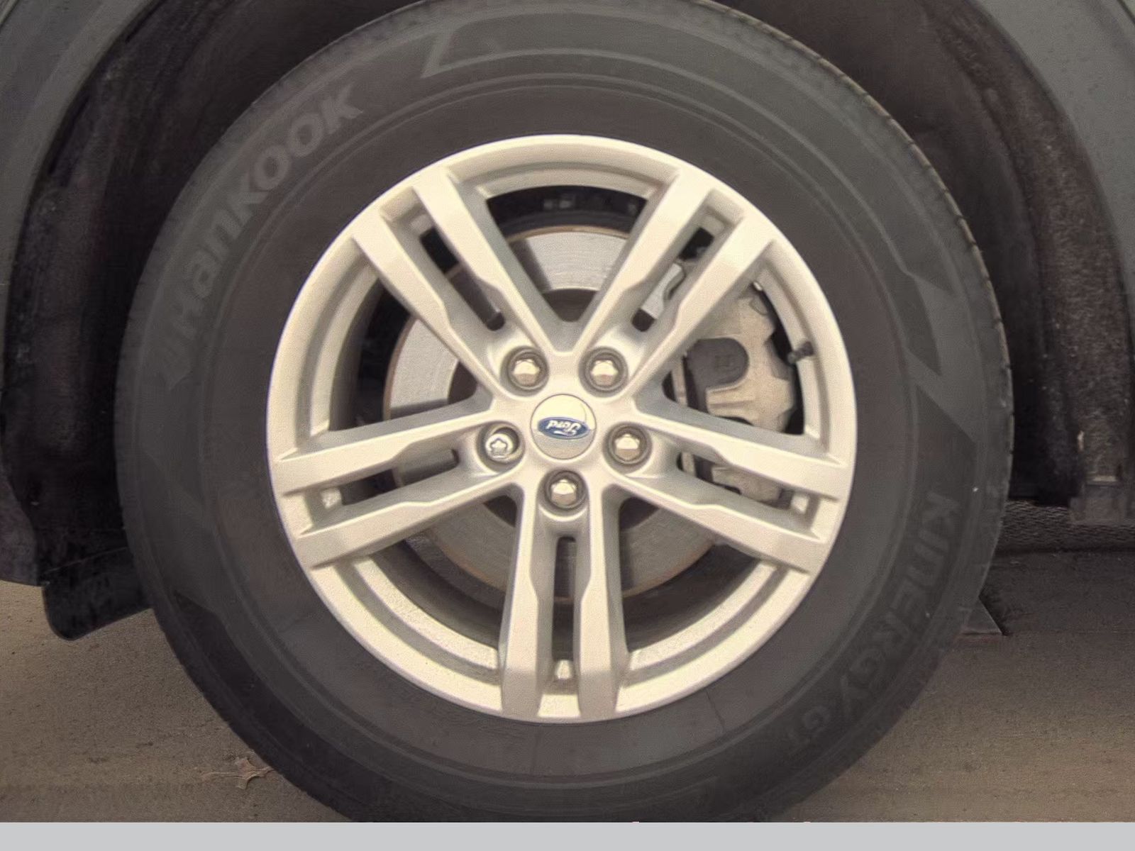 2023 Ford Explorer XLT AWD