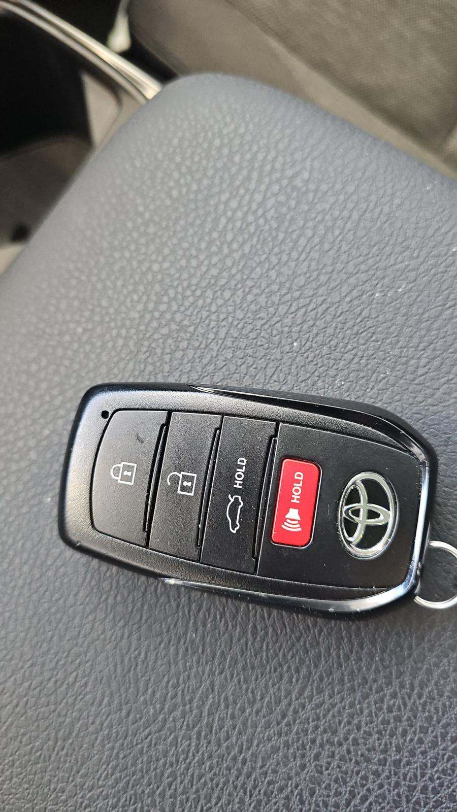 2026 Toyota Camry LE FWD