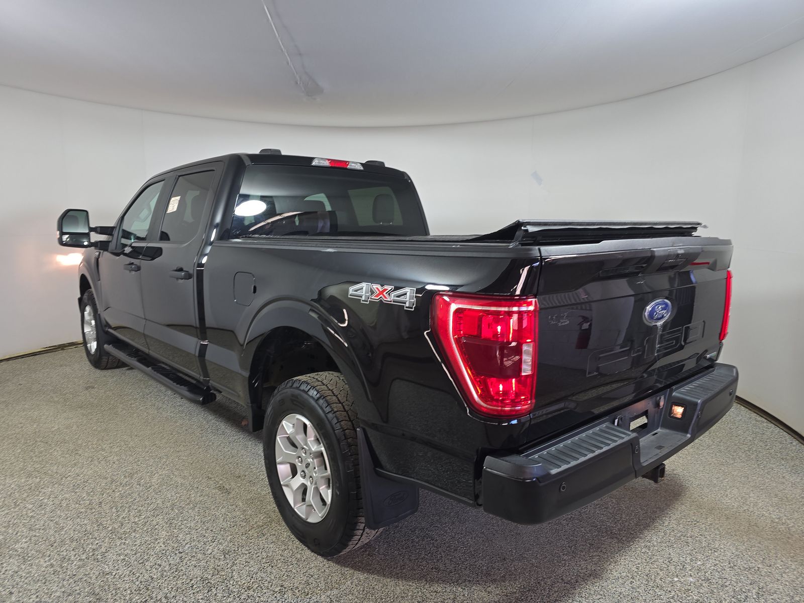 2023 Ford F-150 XL AWD