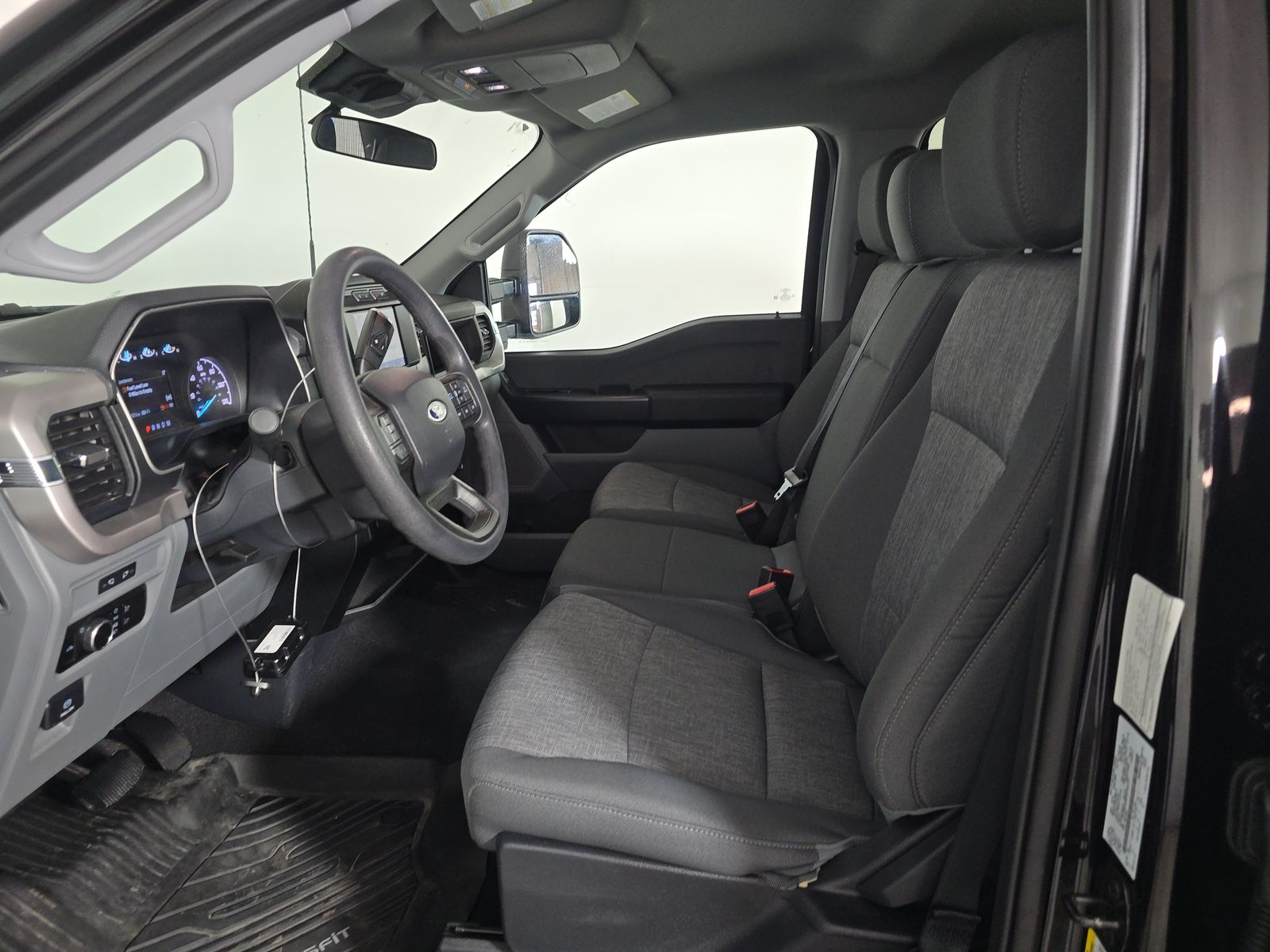 2023 Ford F-150 XL AWD