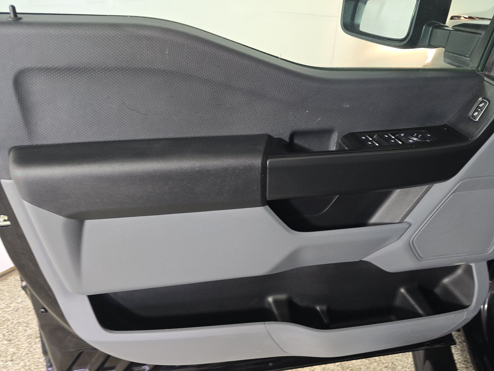 2023 Ford F-150 XL AWD