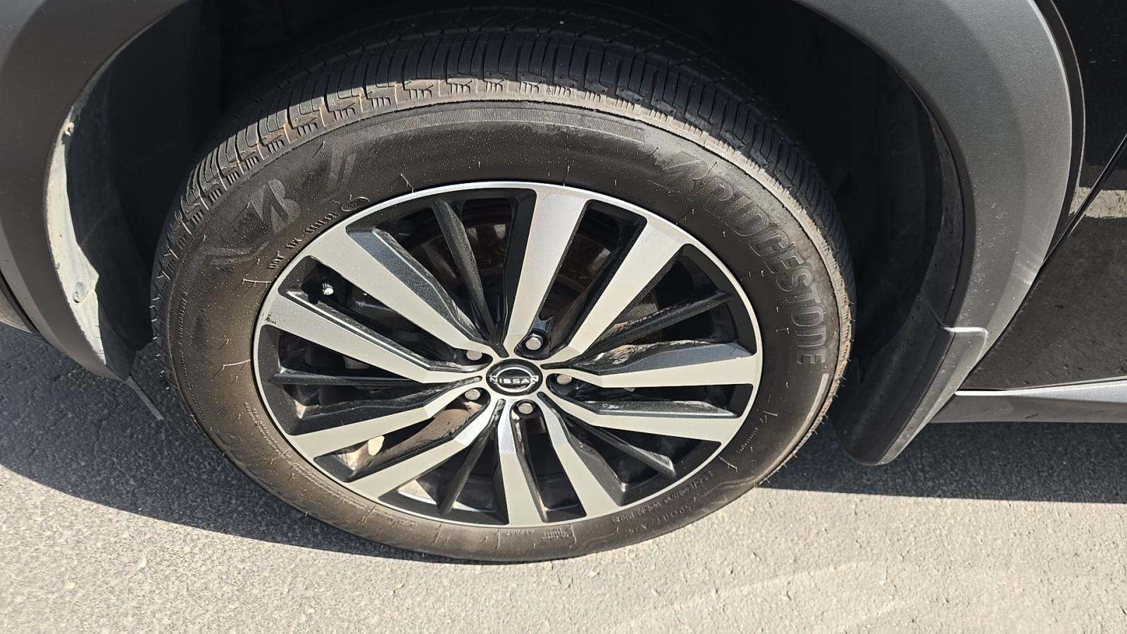 2025 Nissan Pathfinder Platinum AWD