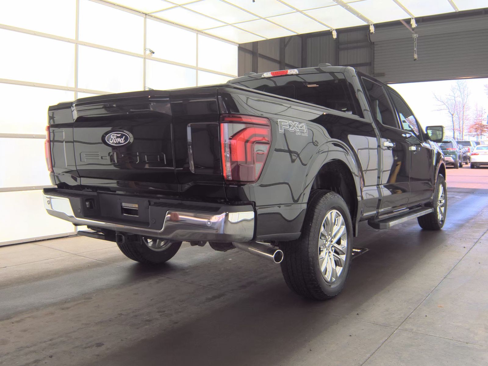 2025 Ford F-150 Lariat AWD