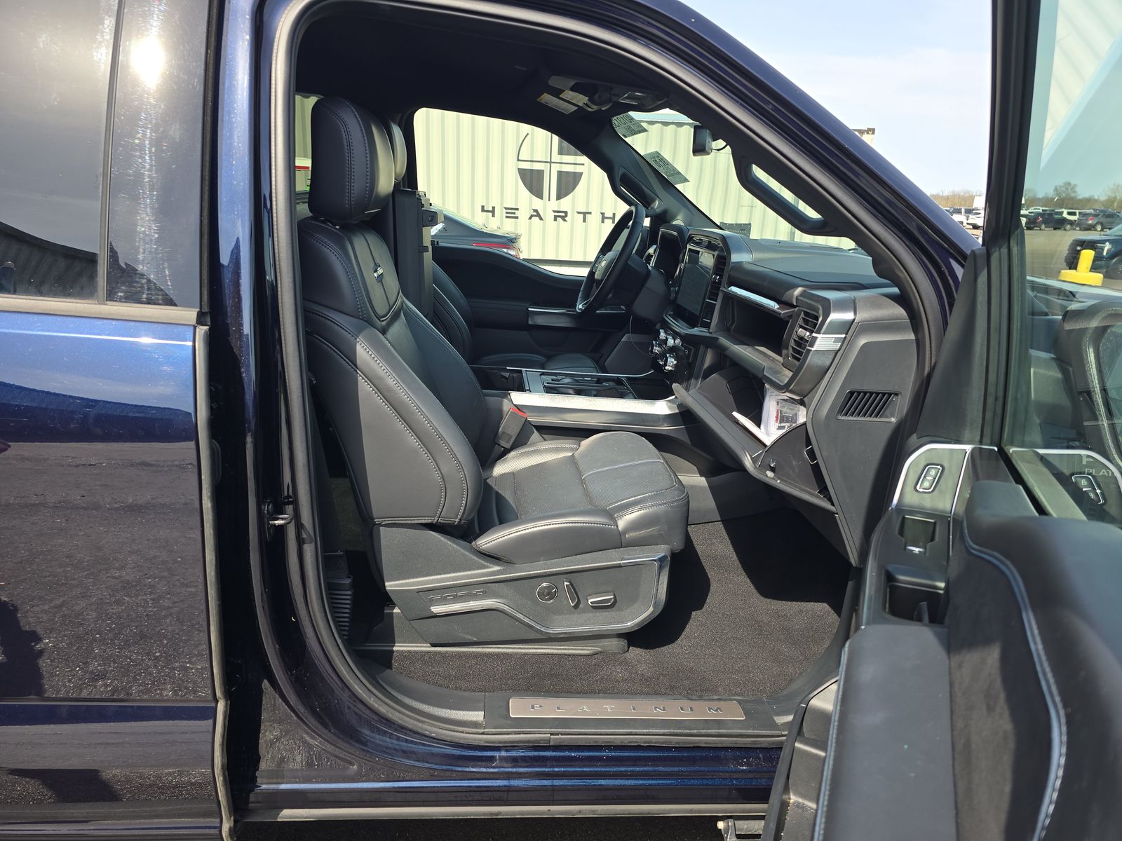 2025 Ford F-150 Hybrid Platinum AWD