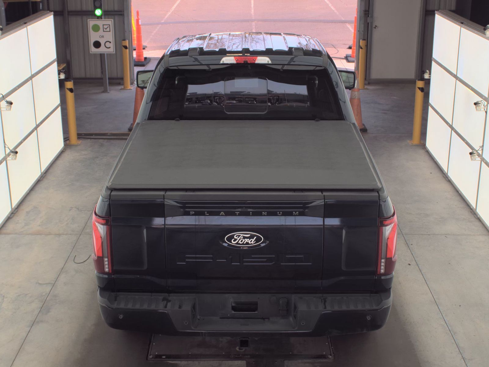 2025 Ford F-150 Hybrid Platinum AWD